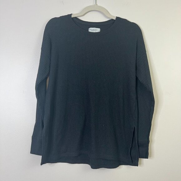 Abercrombie & Fitch BUNDLE of TWO Waffle Knit Shirts - Button Front & Crewneck - Picture 8 of 14